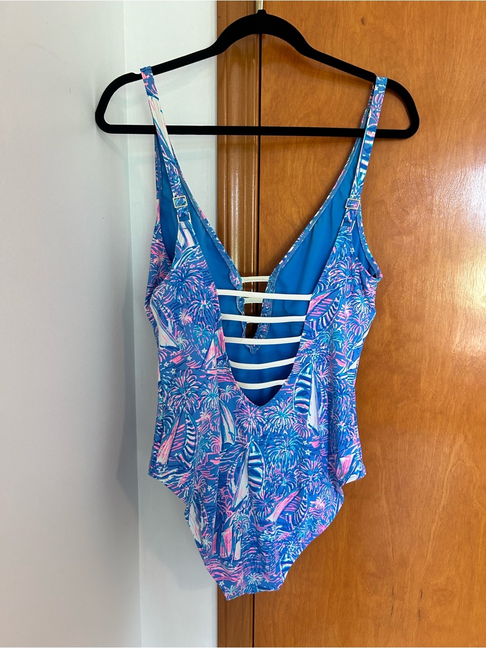 GUC Lilly Pulitzer patriotic family matching swim - Picture 4 of 16